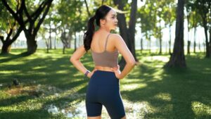 Padrão ouro para quadris fortes? Testei este alongamento de yoga por uma semana.