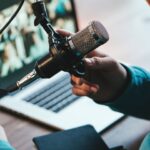 39% dos podcasts são IA. O "Podslop" me fez parar de ouvir.