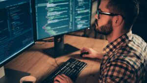 Ubuntu e Fedora: A Era da IA Chegou?