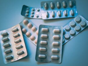 Revolução Farmacêutica: AWS GraphRAG Corta Pesquisa em 87%