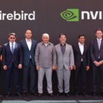 THINKING PROCESS:Analyze the original title: "Firebird Launches CIS Region’s Largest AI Factory in Armenia"Core message: Firebird (company/entity) is launching a huge AI factory in Armenia, specifically for the CIS region.
Keywords: Firebird, AI Factory, Armenia, CIS Region, Largest.
Tone: Factual, corporate.Understand the target platform: Google DiscoverCharacteristics:Curiosity-driven.
Short, catchy.
Intriguing, often with a "hook."
Focuses on what's new, interesting, or impactful.
Aims to make the user click for more information.
Often uses questions, strong verbs, or unexpected twists.
Less formal than a press release.Translate key terms (mentally/quickly):Firebird -> Firebird (keep as is, likely a brand name)
Launches -> Lança, Inaugura
CIS Region's Largest -> A maior da região da CEI, A maior da CEI
AI Factory -> Fábrica de IA, Centro de IA, Polo de IA
in Armenia -> na ArmêniaBrainstorm initial ideas, keeping Google Discover in mind:Direct translation (too bland): Firebird Lança a Maior Fábrica de IA da CEI na Armênia. (No curiosity)
Focus on "largest": A Maior Fábrica de IA da CEI Abre na Armênia! (Better, but still a bit dry)
Focus on "AI": Armênia Recebe Gigante da IA: A Maior Fábrica da CEI. (Getting closer, adds "gigante")
Curiosity question: A Armênia É o Novo Polo da IA? Veja a Maior Fábrica da CEI. (Good, but "Veja" might be too informal or like a command)
Intrigue with impact: Armênia Vira Centro Neural da IA com Nova Super Fábrica. (Stronger verbs, implies significance)
Direct question + wow factor: Maior Fábrica de IA da CEI É Inaugurada na Armênia. O que isso significa? (A bit long)
Emphasize scale and location: Armênia Atinge Novo Patamar: Abriga a Maior Fábrica de IA da CEI. (Good, "novo patamar")
Short, punchy, and intriguing:Armênia Surpreende: Lar da Maior Fábrica de IA da CEI.
O Gigante da IA Nasce na Armênia: A Maior Fábrica da CEI.
Armênia no Centro das Atenções: Lança a Maior Fábrica de IA da Região.
IA GIGANTE: Armênia Inaugura a Maior Fábrica da CEI.Refine and select the best option based on "curto e curioso":"IA GIGANTE: Armênia Inaugura a Maior Fábrica da CEI.""IA GIGANTE" is short, immediately grabs attention, and highlights the scale of AI.
"Armênia Inaugura" is clear and factual.
"a Maior Fábrica da CEI" reinforces the unique selling proposition.
It's concise and impactful.Let's try another angle focusing on Armenia's unexpected role:"Armênia: Novo Berço da IA com a Maior Fábrica da CEI?""Novo Berço da IA" is very curious and suggestive.
The question mark adds intrigue.
"com a Maior Fábrica da CEI" explains why.
This feels very Discover-esque.Comparing "IA GIGANTE" vs "Armênia: Novo Berço da IA...""IA GIGANTE" is more direct and "newsy."
"Armênia: Novo Berço da IA..." is more intriguing and invites a click to understand how Armenia becomes a "berço" (cradle) for such a thing. The question mark is a strong Discover hook.Let's try one more emphasizing the surprise factor."Surpresa: A Maior Fábrica de IA da CEI Nasce na Armênia!""Surpresa" is a great hook.
"Nasce" is more evocative than "inaugura."
It's short and exciting.Final decision: The option "Surpresa: A Maior Fábrica de IA da CEI Nasce na Armênia!" hits all the points:Curioso: "Surpresa" immediately makes you wonder why it's a surprise and what it is. "Nasce" adds a sense of something new and significant emerging.
Curto: It's concise.
Impacto: Highlights "Maior Fábrica de IA."
Localização: Clearly states "na Armênia."This is stronger than the question mark option, as it delivers a mini-revelation upfront.
"IA GIGANTE: Armênia Inaugura a Maior Fábrica da CEI" is also good, but "Surpresa" has a stronger emotional hook.
Let's go with the one that leads with "Surpresa." It's direct, unexpected, and curiosity-provoking.
One final check: "Firebird" is not in my chosen title. Is that okay for Discover? Often, Discover titles omit company names unless the company itself is the story (e.g., "Apple Lança..."). Here, the story is the factory and its scale/location, not Firebird specifically. So, omitting the company name is fine for a broad, curious Discover audience.Surpresa: A Maior Fábrica de IA da CEI Nasce na Armênia!